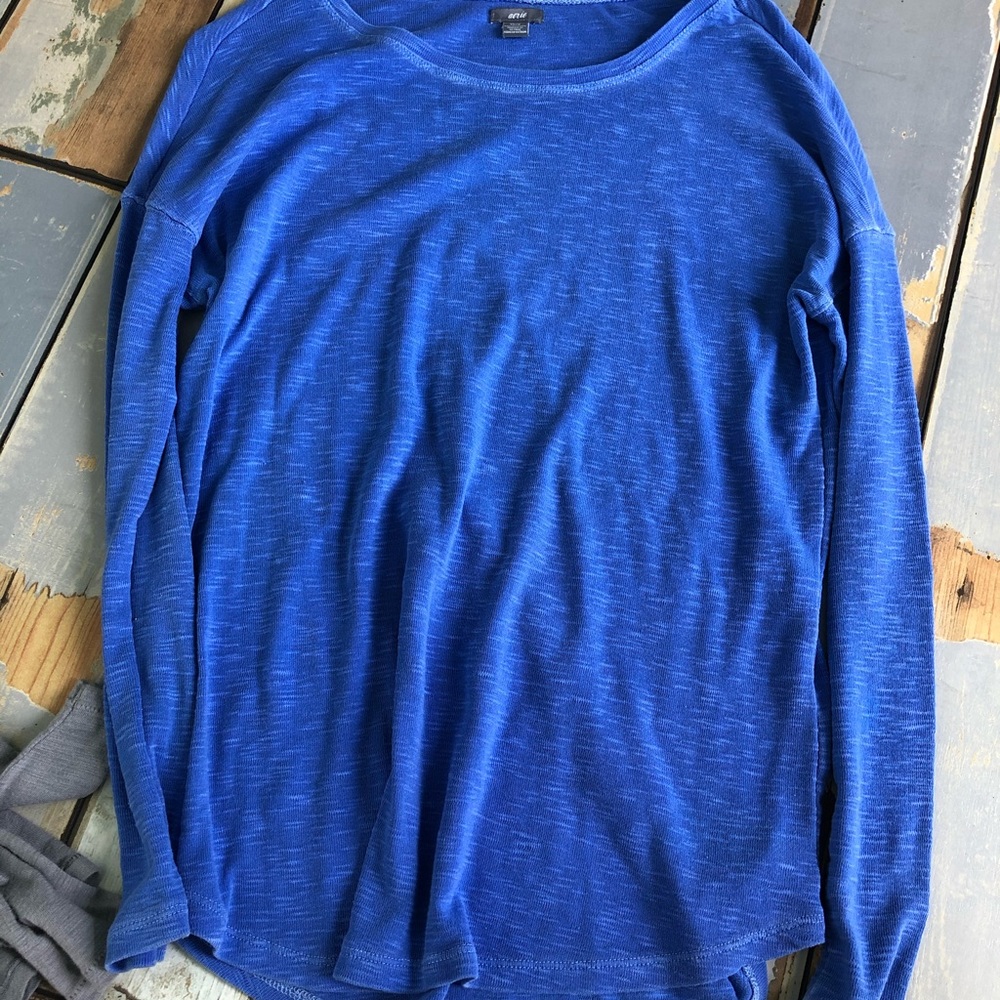 Aerie Longsleeve Tee Bundle - Picture 4 of 5